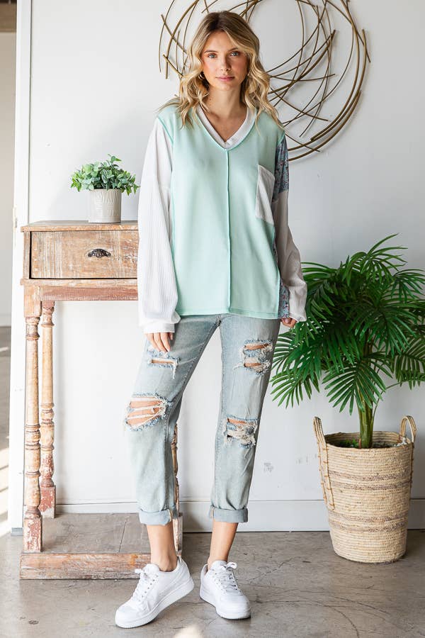 Floral Patchwork Panel Front Pocket V Neck Pullover Top