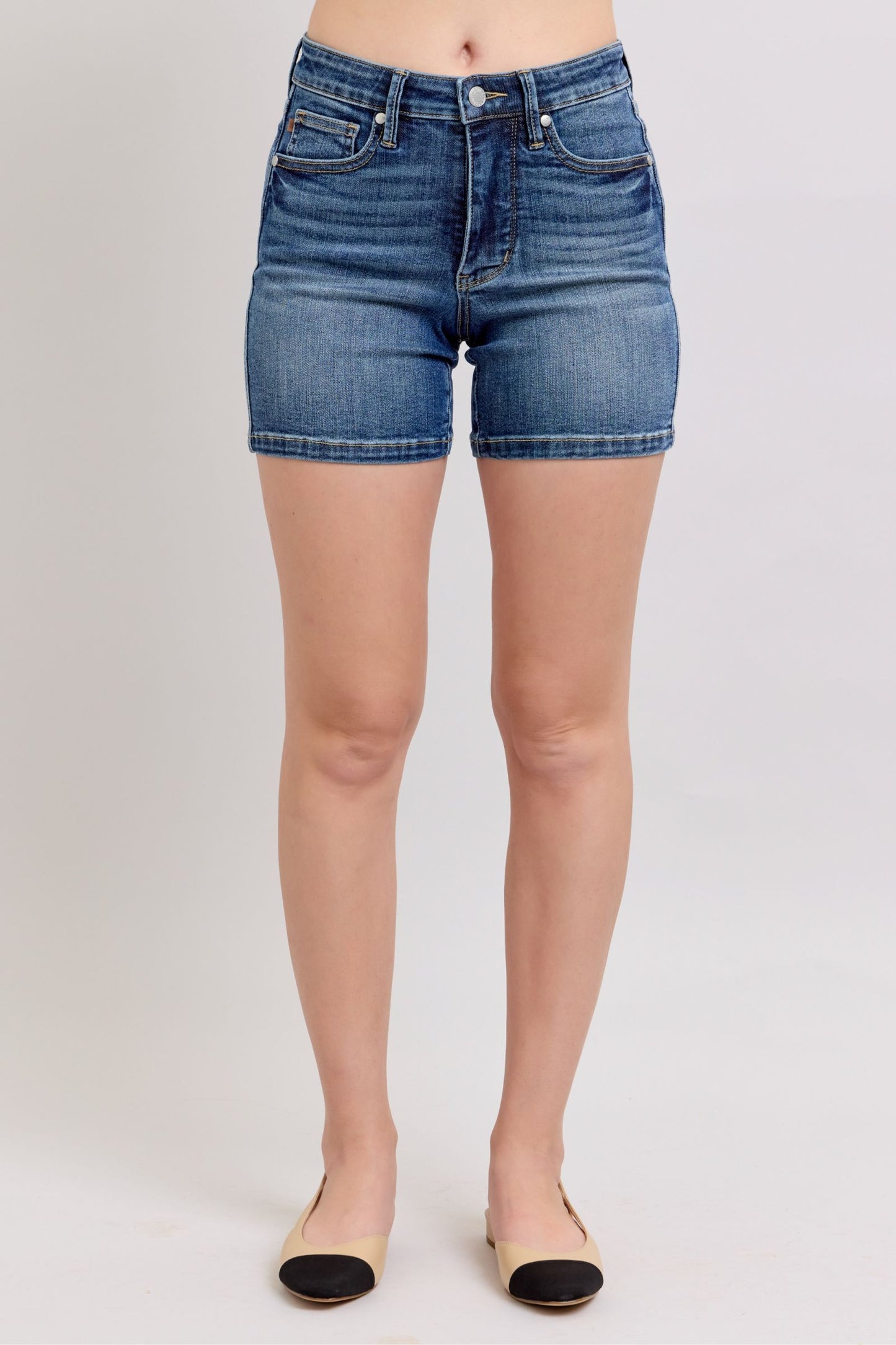 Judy Blue Mid-Rise Tummy Control Mid Length Shorts