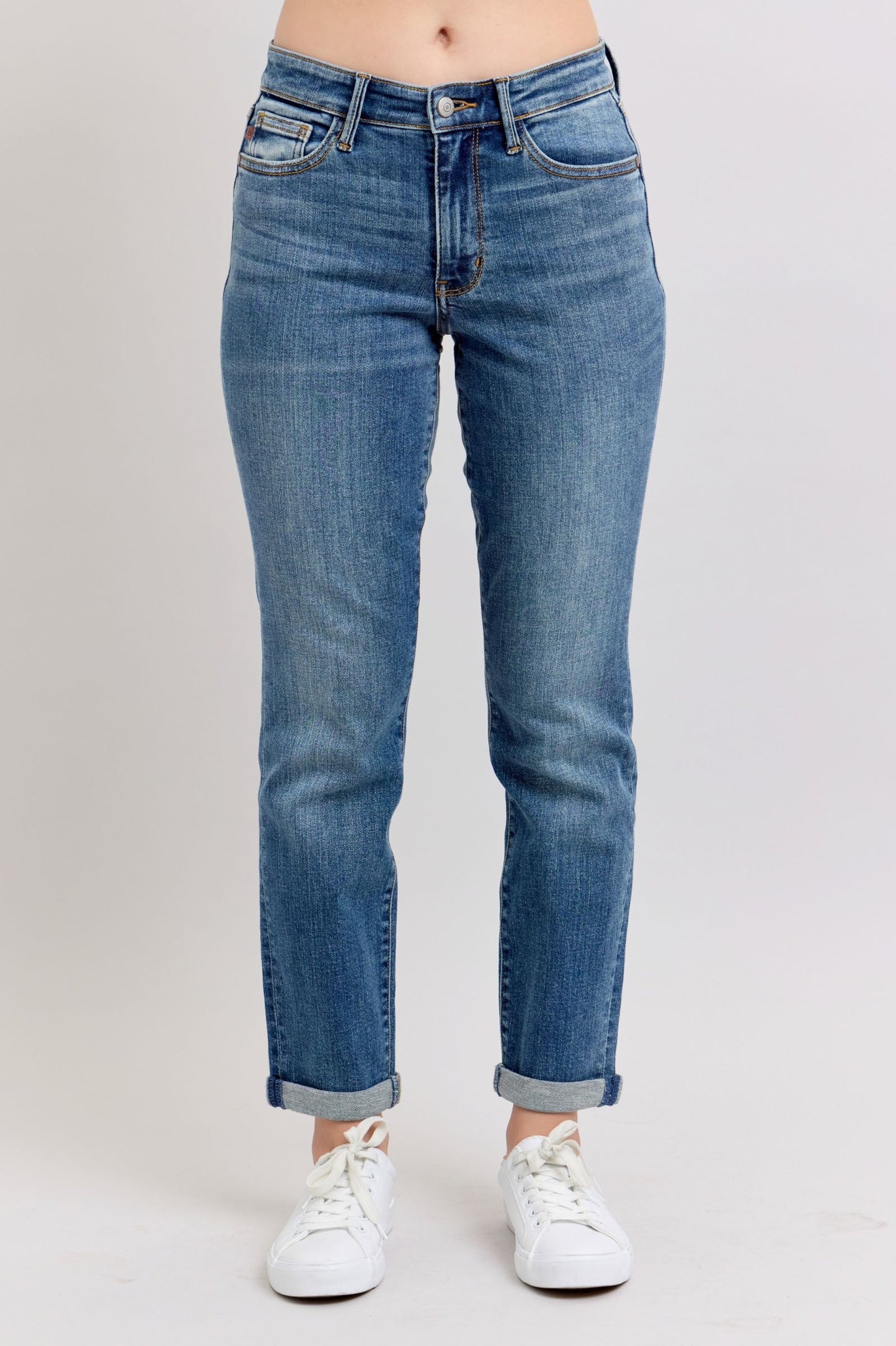 Judy Blue Mid-Rise Vintage Wash Non-Destroyed Boyfriend Fit