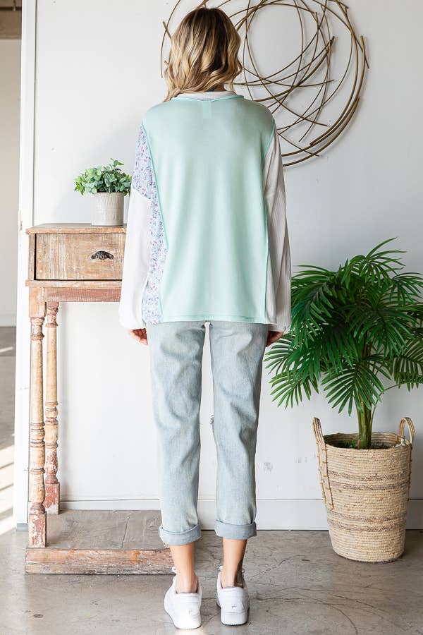 Floral Patchwork Panel Front Pocket V Neck Pullover Top