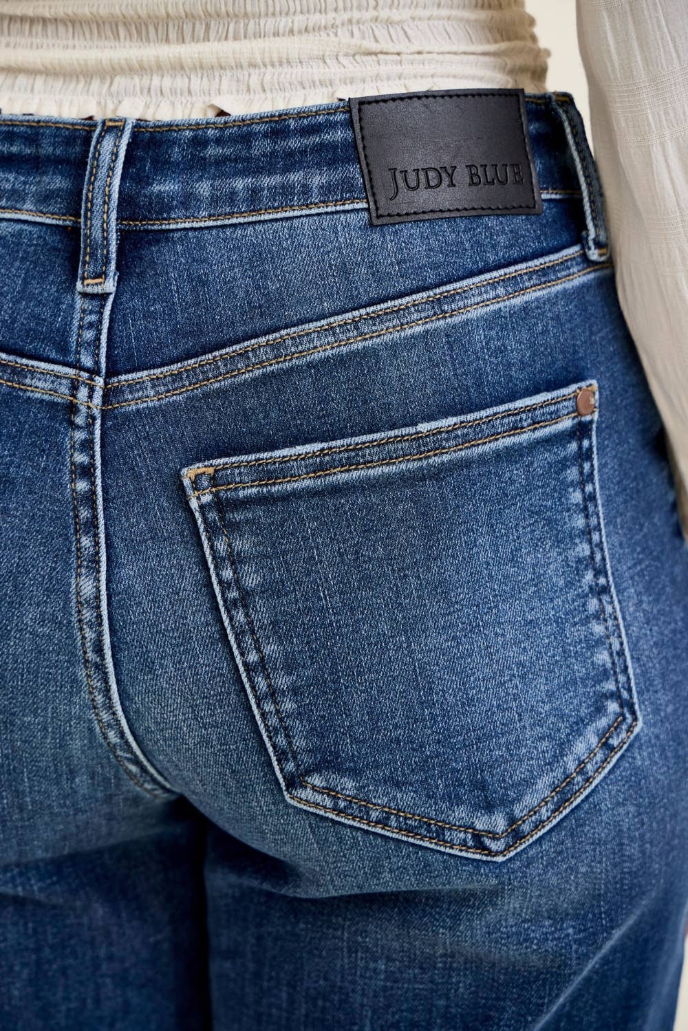 Judy Blue Mid Rise Dark Wash Boyfriend