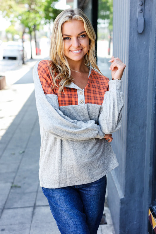 Hacci Rust Plaid Henley Top