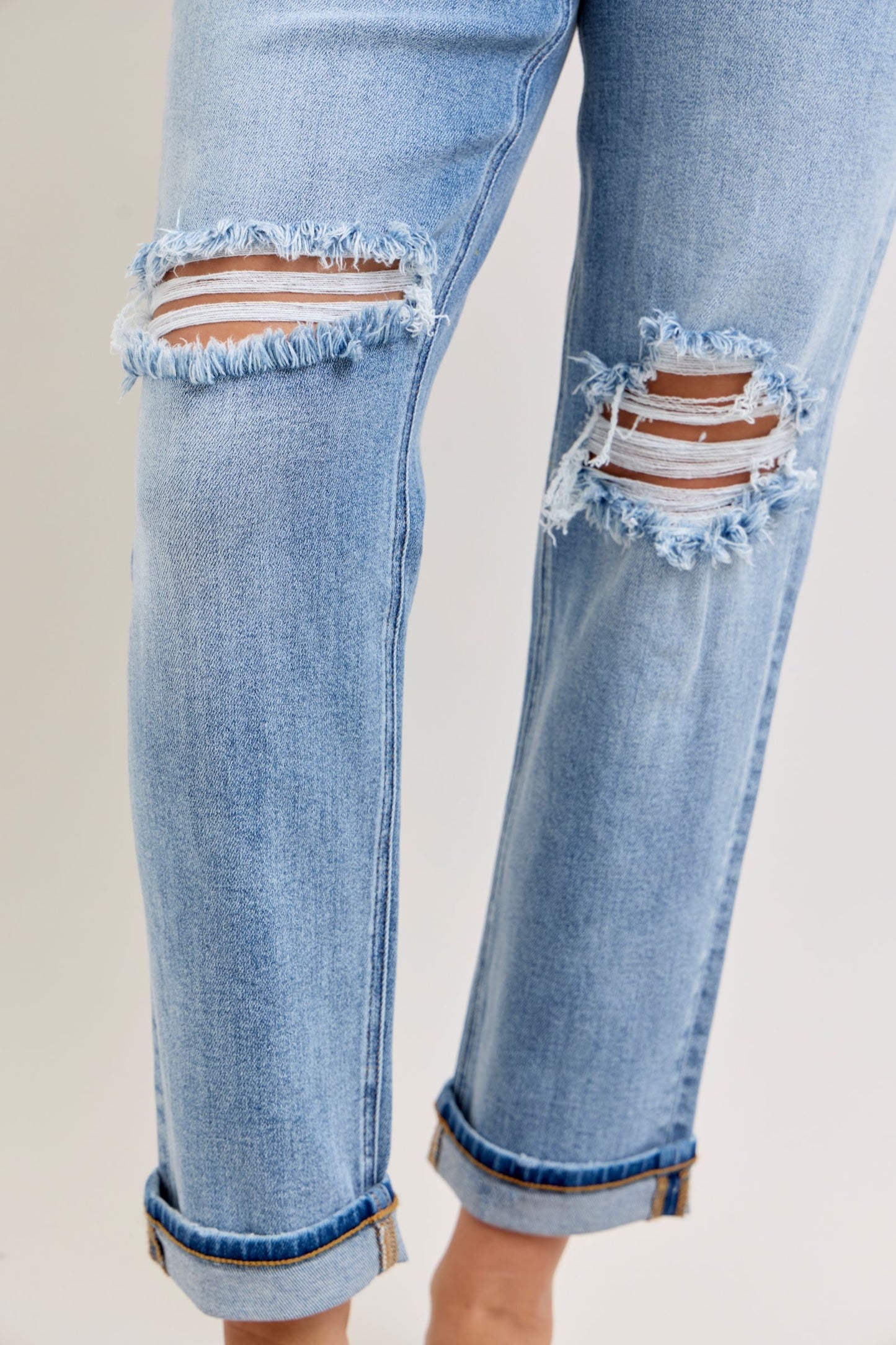 Judy Blue Mid-Rise Cuffed Boyfriend Fit