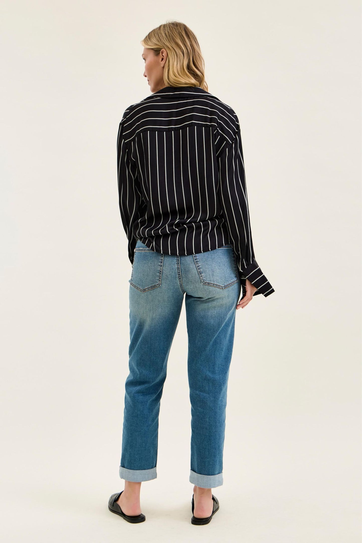 Judy Blue Cool Denim Mid-Rise Boyfriend w/ Cross Back Belt Loops
