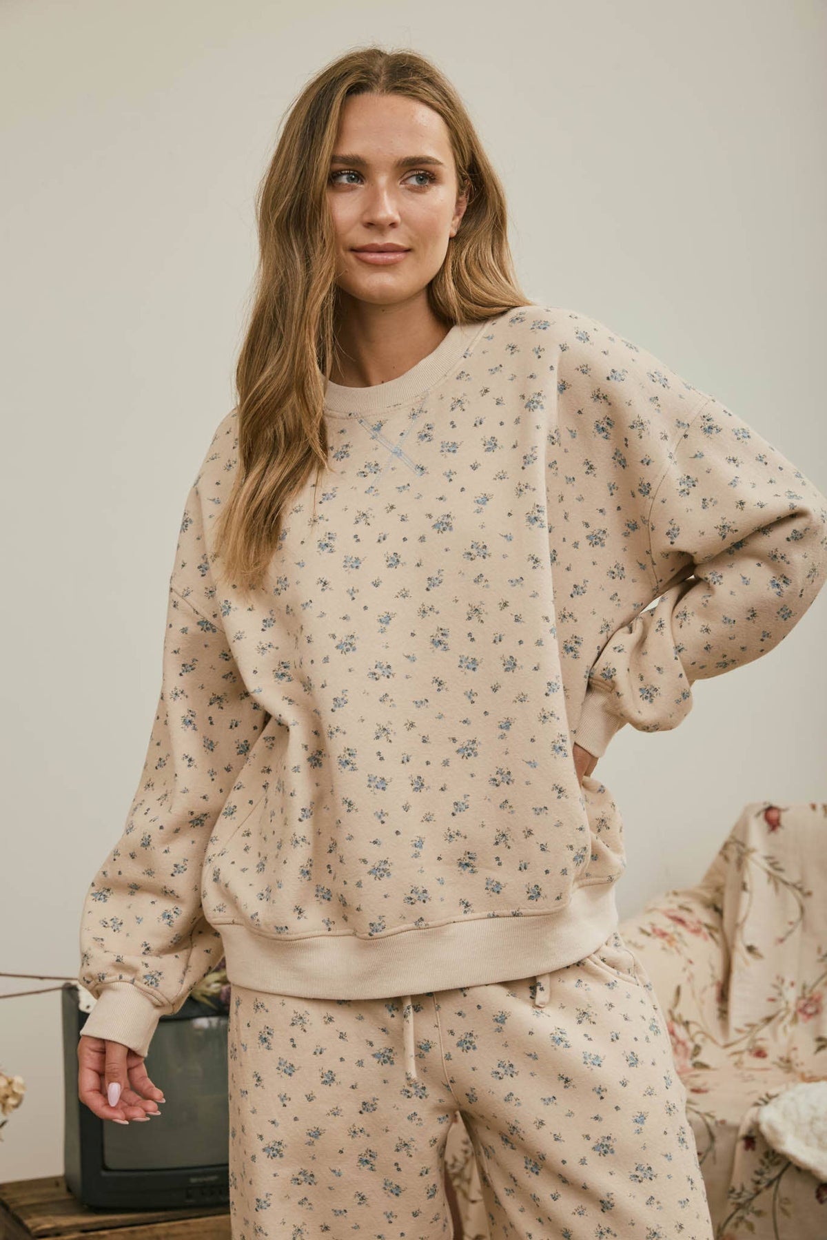 Ditsy Floral Boxy Crew