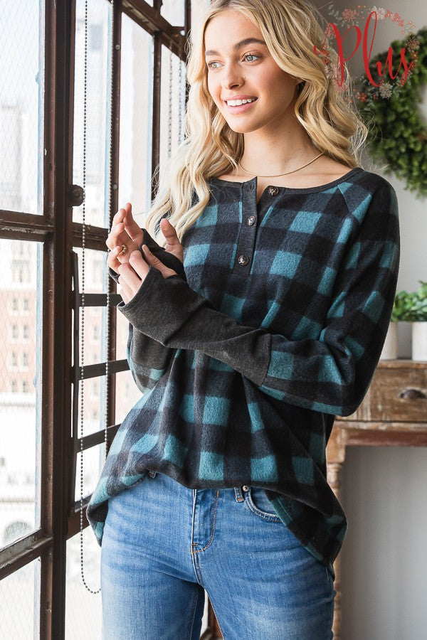 Solid and Plaid Top with Thumbhole (Plus)