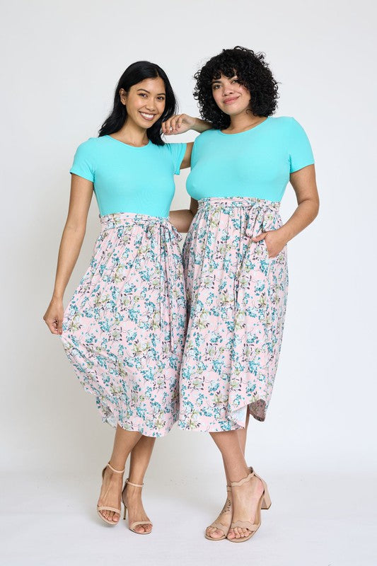 Short Sleeve Floral Midi Dress (2 COLORS)