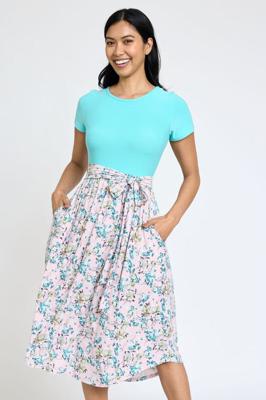 Short Sleeve Floral Midi Dress (2 COLORS)