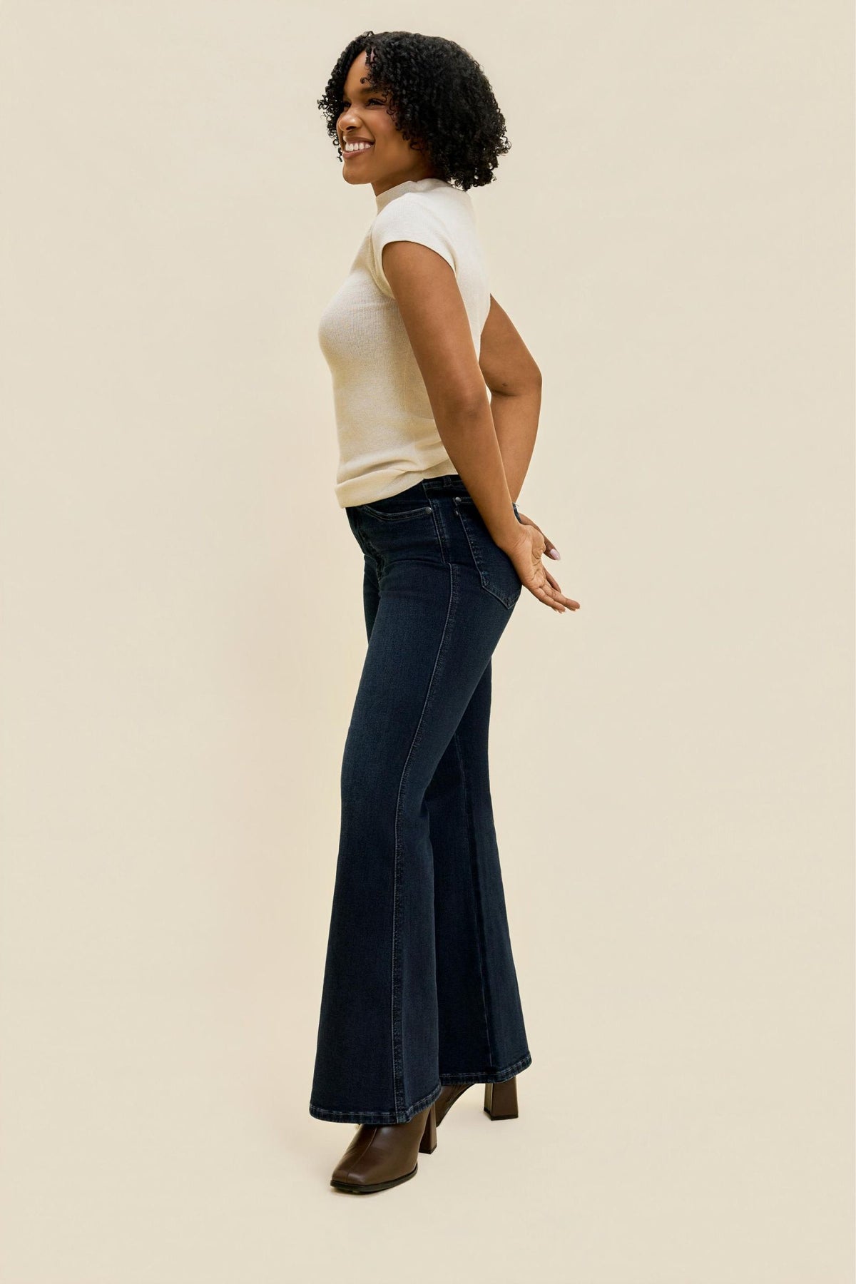 Judy Blue Petite Tummy Control Charlotte Flare Jeans