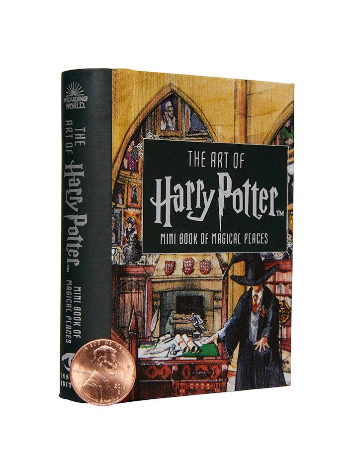 The Art of Harry Potter: Mini Book of Magical Places (Pocket-Sized)