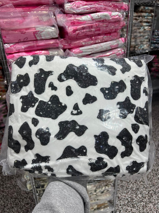 Faux Glitter Cow Print Fuzzy Blanket