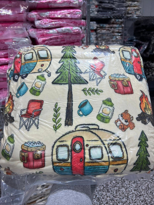 10'x10' Mega Oversized Fuzzy Blanket--Camping