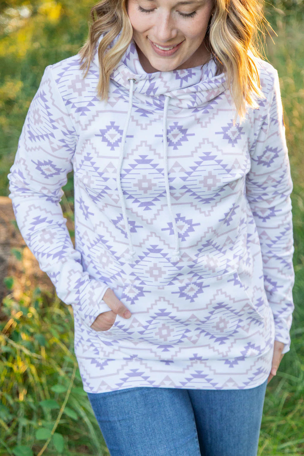 Ashley Hoodie-- White Geometric