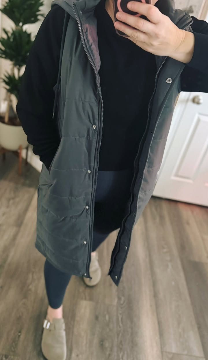 Black Zuri Everything Puffer Vest