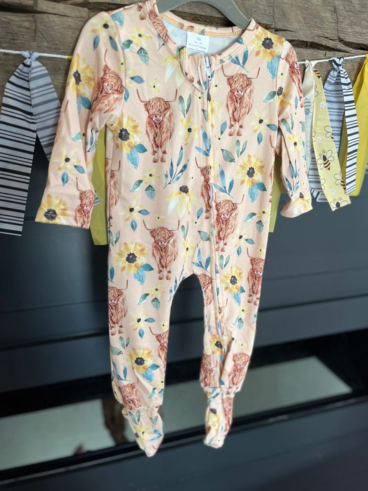 Highland c o w Long-Sleeve Footie Cotton Pajama