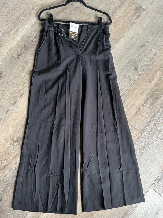 Black Wide-Leg Dress Pants