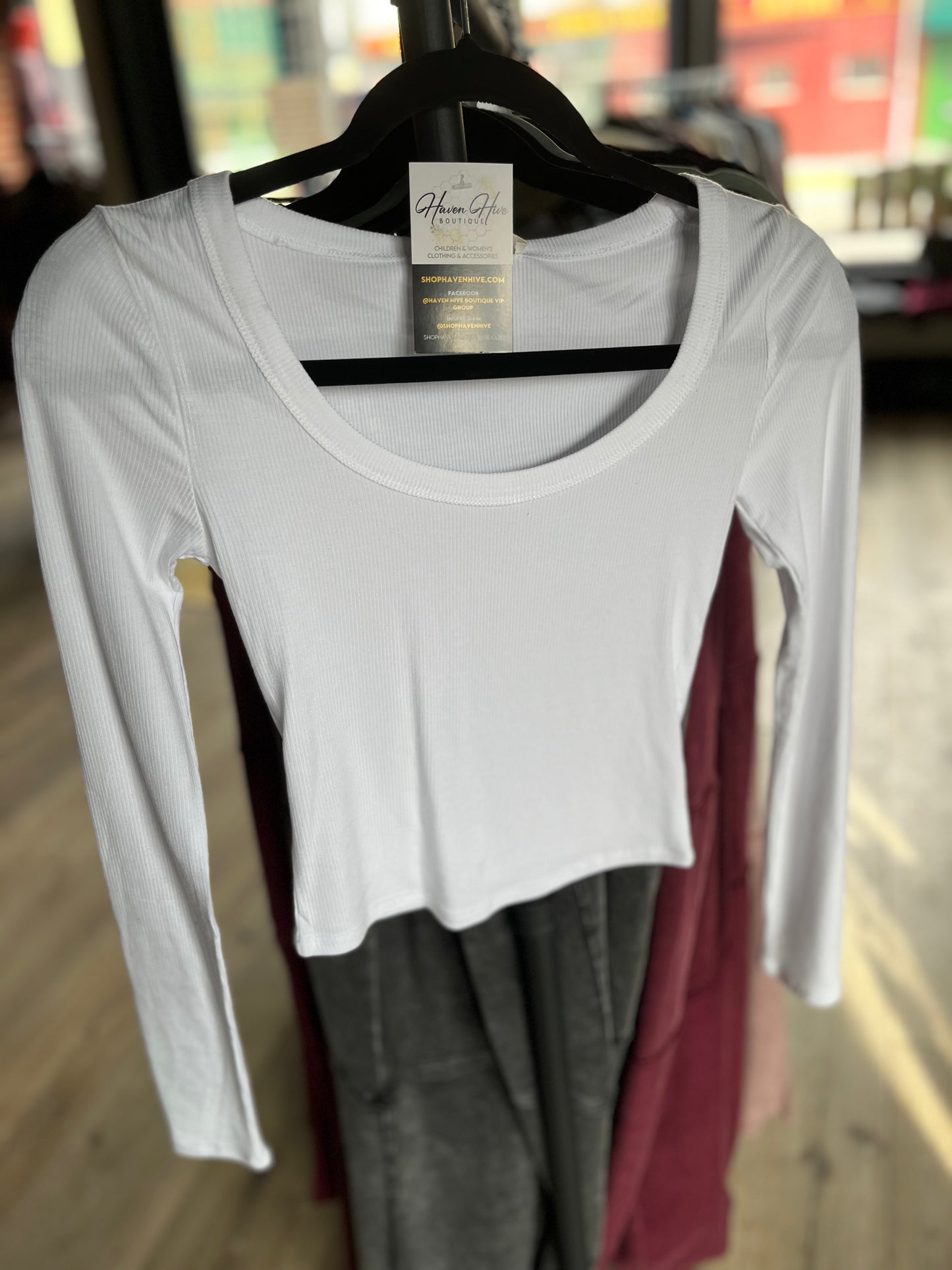 White Long Sleeve Round Neck Ribbed Cropped Tee