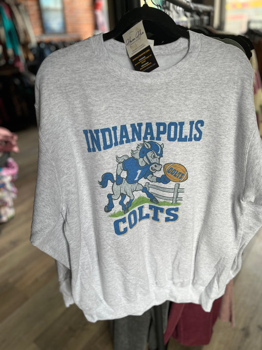 C o l t Crewneck