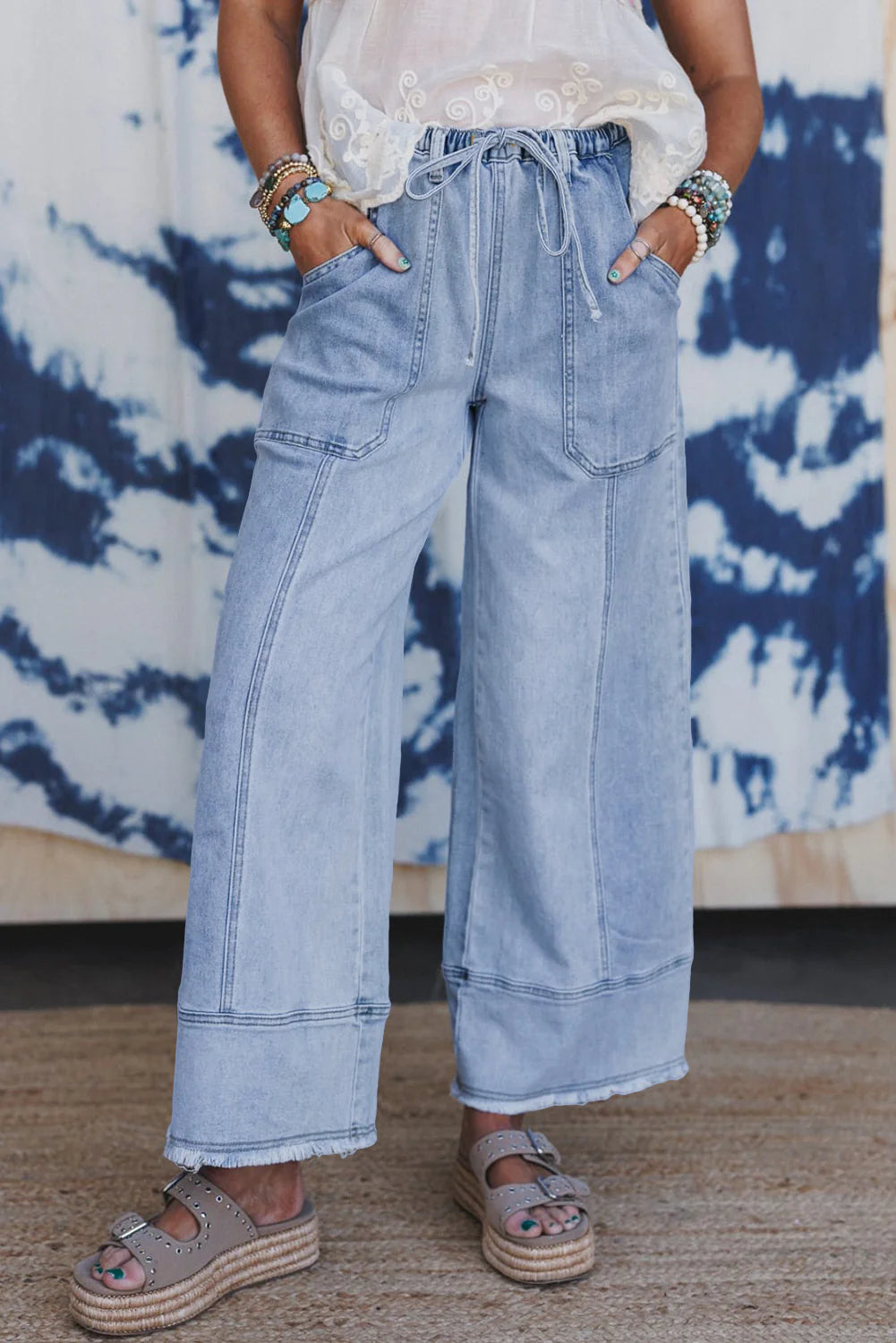 Light Wash Seam Detail Raw Hem Pants