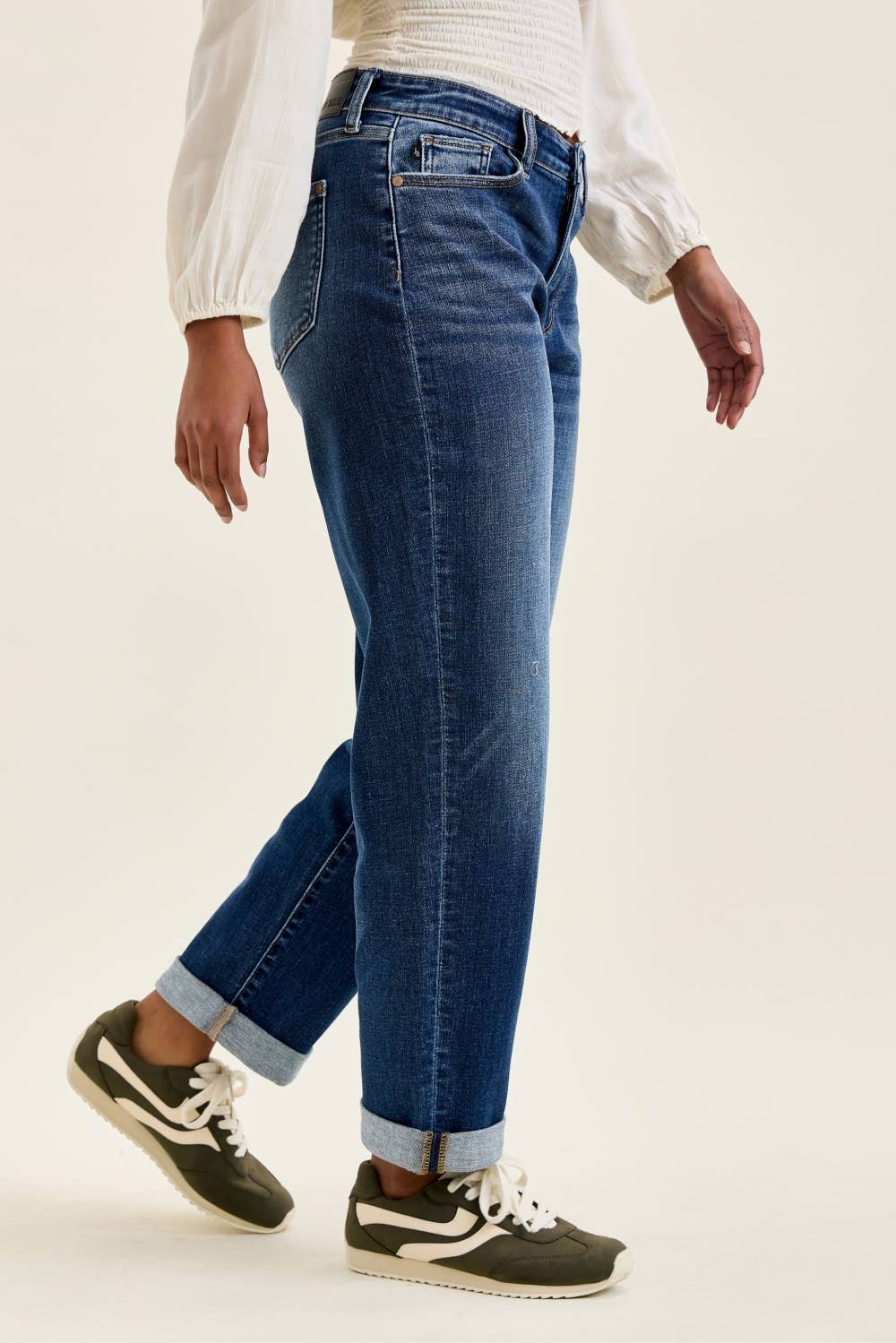 Judy Blue Mid Rise Dark Wash Boyfriend