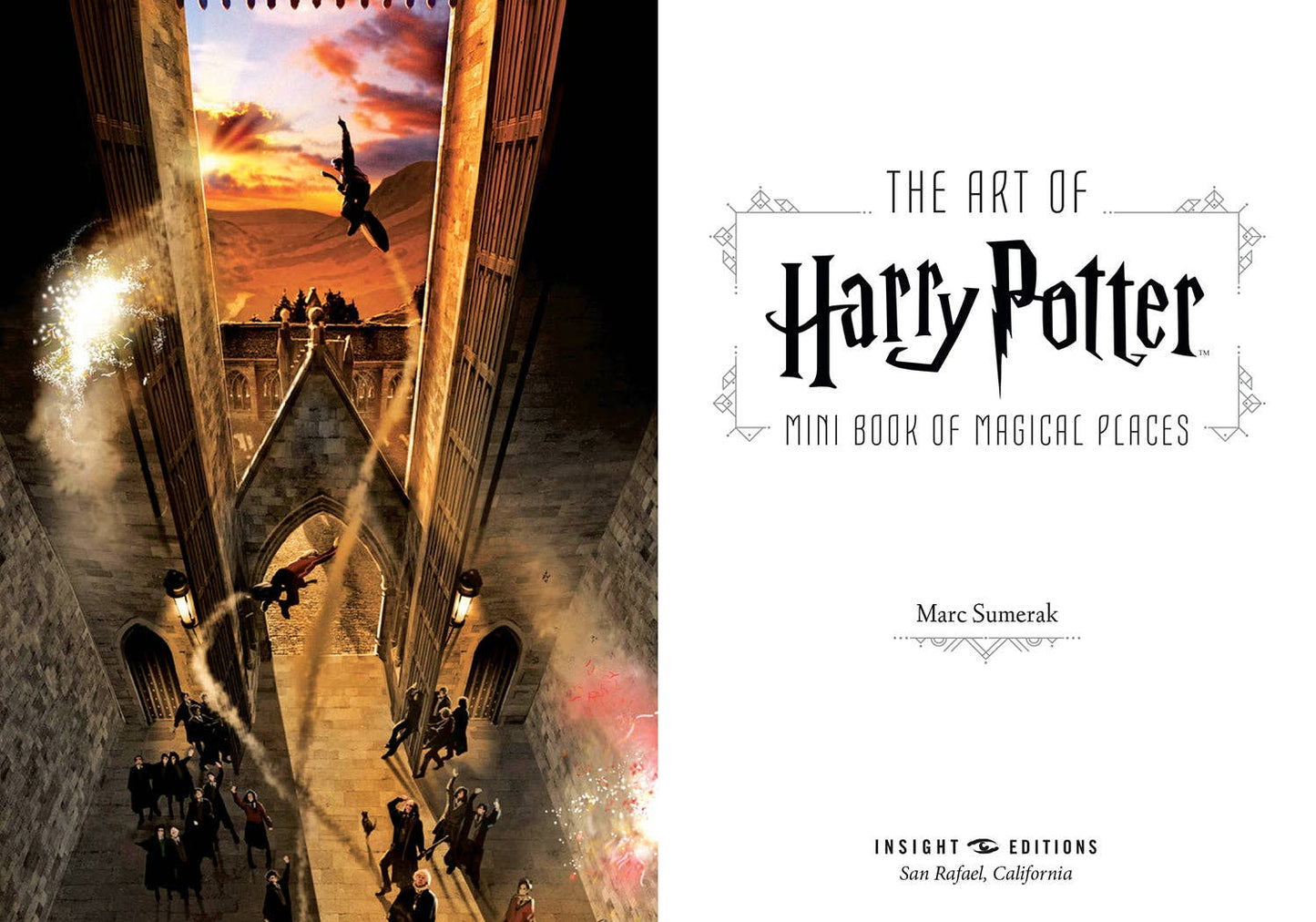 The Art of Harry Potter: Mini Book of Magical Places (Pocket-Sized)