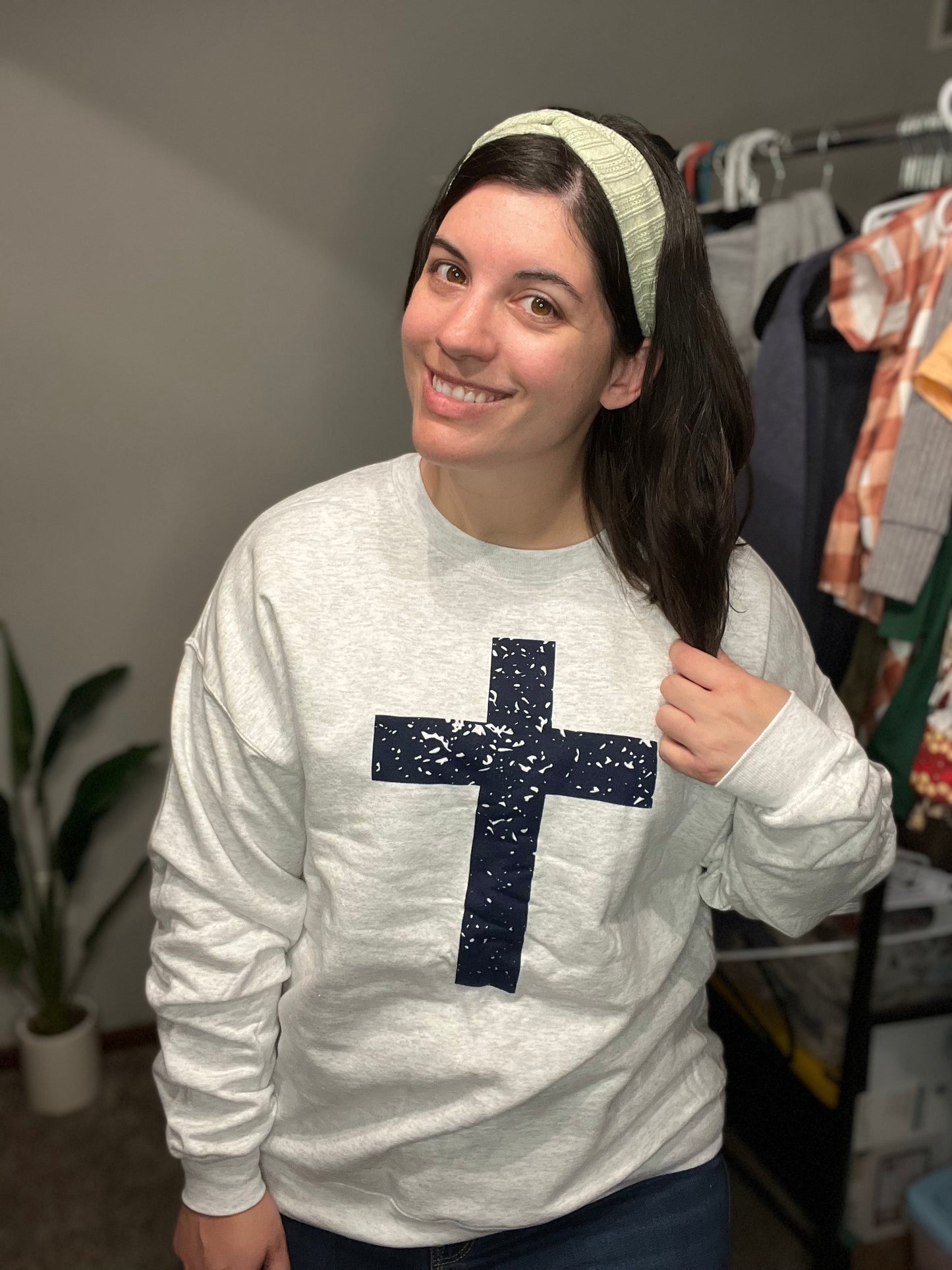 Spotted Cross Crewneck Sweatshirt RTS